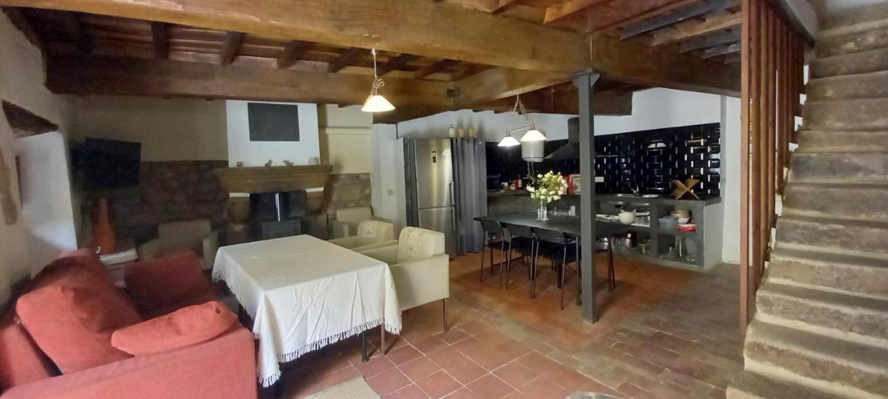 Albergue Turistico "San Blas" De Oliva De Plasencia المظهر الخارجي الصورة