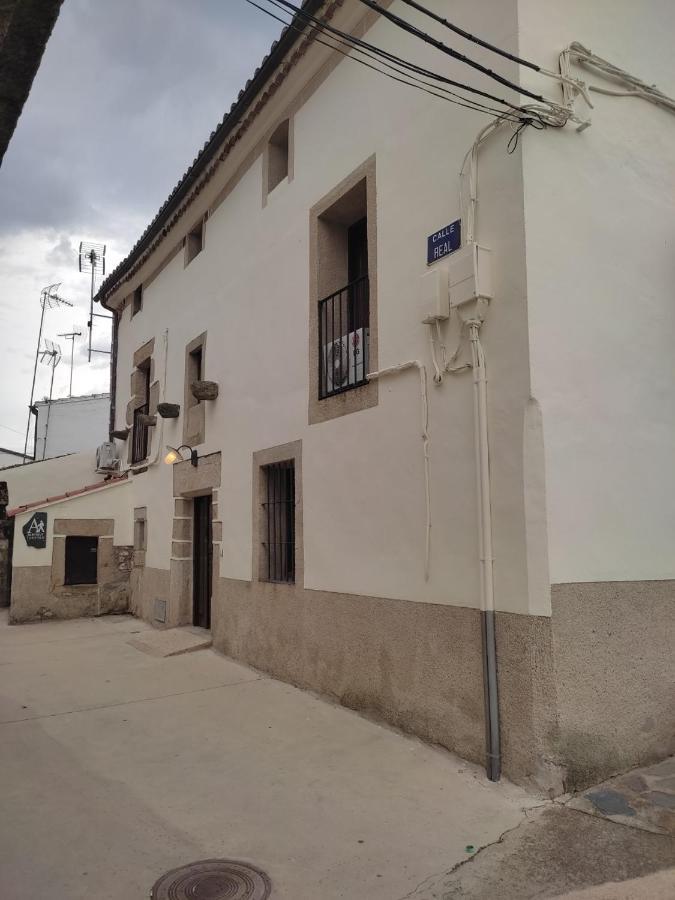 Albergue Turistico "San Blas" De Oliva De Plasencia المظهر الخارجي الصورة
