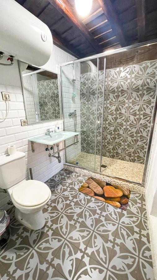 Albergue Turistico "San Blas" De Oliva De Plasencia المظهر الخارجي الصورة